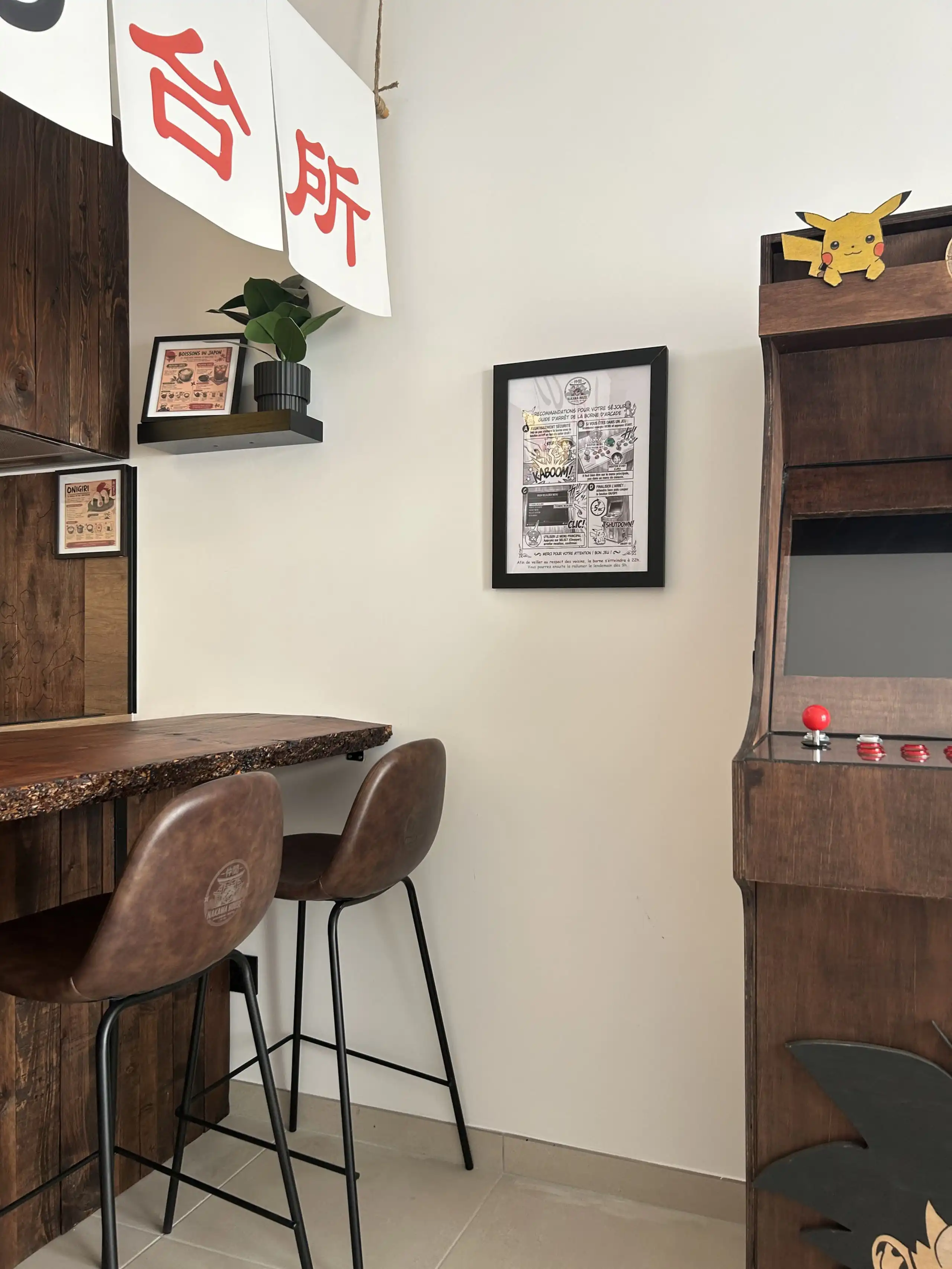 The fitted kitchen at Nakama House with its made-to-measure solid wood worktop — photo 5